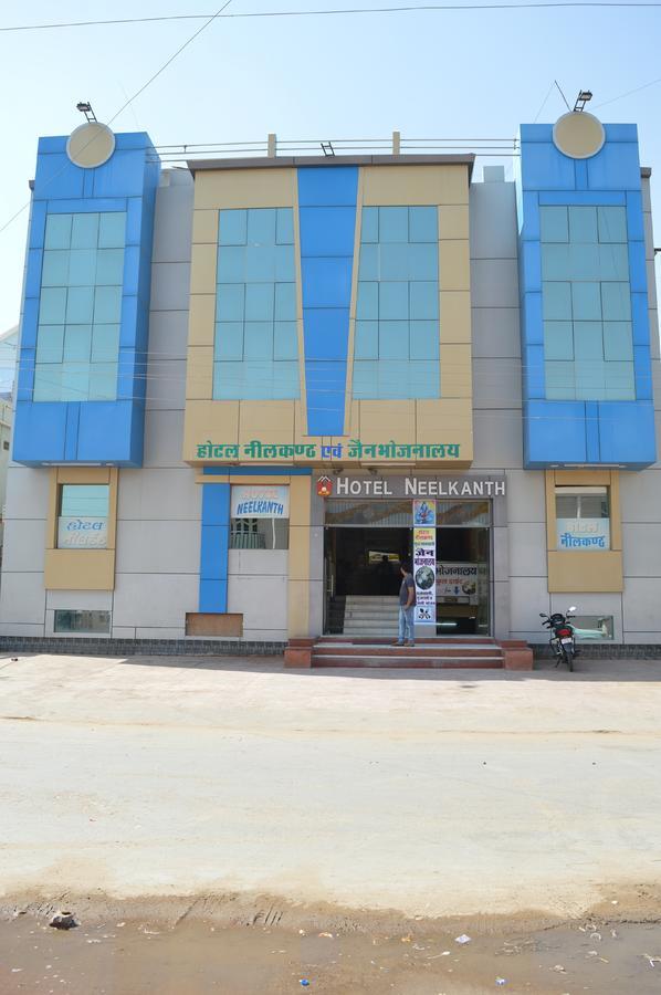 Hotel Neelkanth Rāmdevra Exterior photo